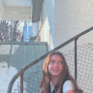 Meet your Posher, Thea